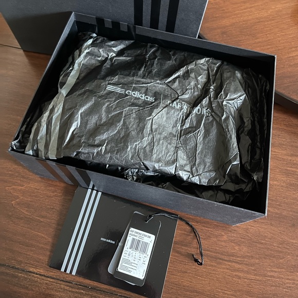 Adidas RAF SIMONS Stan Smith Sneaker in Silver - Picture 6 of 9